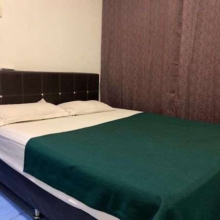 Abs Bintang Guest House Kuala Lumpur Exterior photo